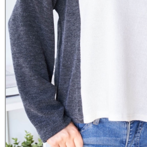 HEATHER CHARCOAL & white colorblock long sleeve TOP, NWT - Picture 9 of 16
